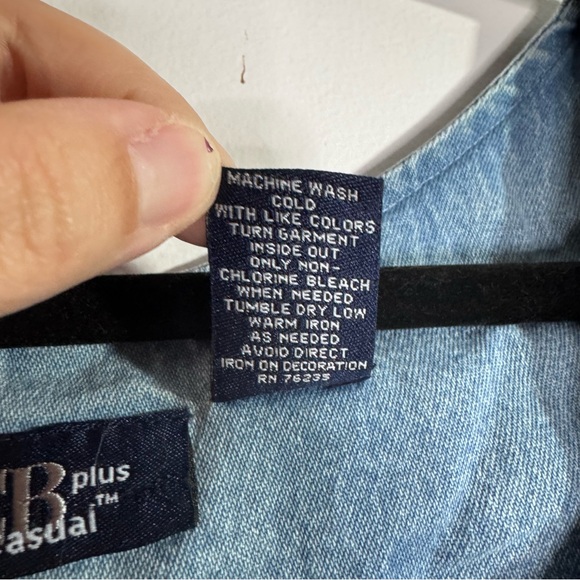 CB Casual Plus Chambray Fish Dress 2X Denim Beach Nautical Embroidered NWT - Picture 7 of 8